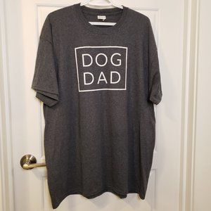 The Authentic T-Shirt Company Men's DOG DAD Dark Heather Grey T-Shirt - Size: XL
